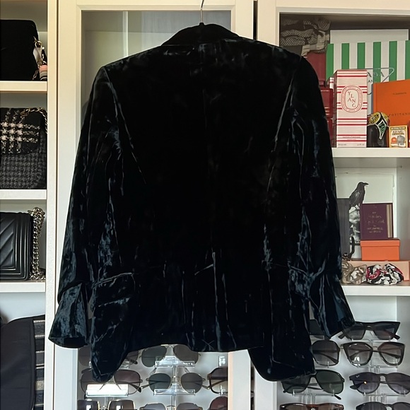 Highline Crushed Green Velvet Blazer - Picture 7 of 7
